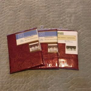 😄 3 for $9 😊 3 Window valances red wine